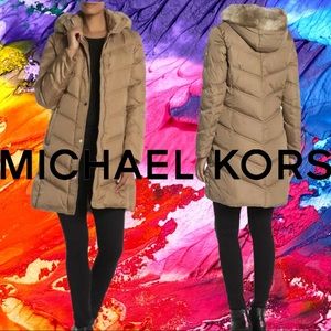 💥SALE💥 Michael Kors Women’s Cream Puffy Down Coat With Fur Lined Hoodie